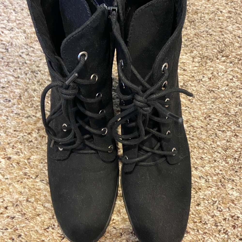 Black Heeled Boots